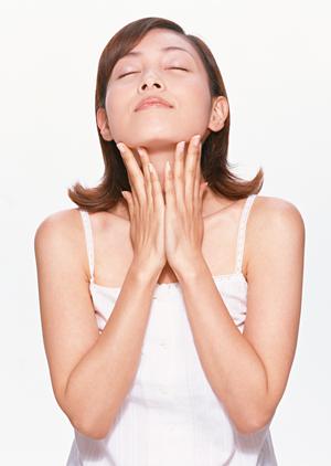 最新デザインのコンタクトレンズを簡単通販！快適な日常を手に入れよう